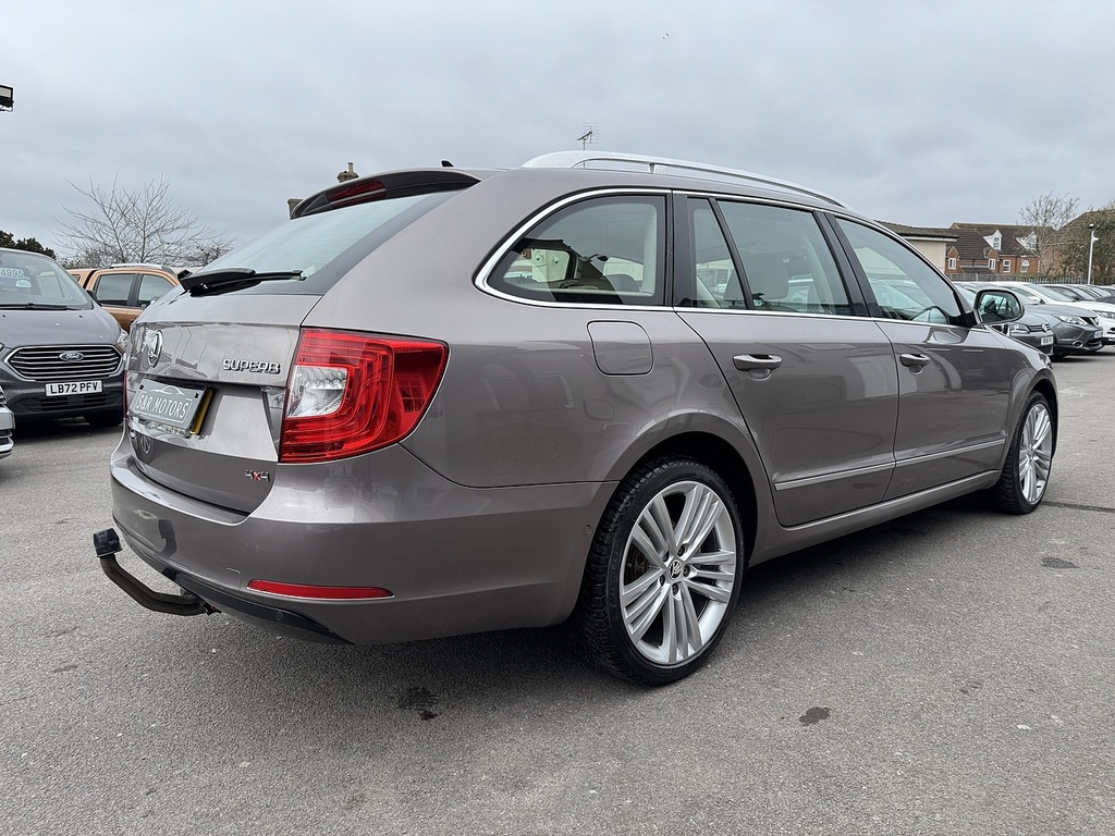 Skoda Superb Tdi Elegance PF63HUA Purple #4