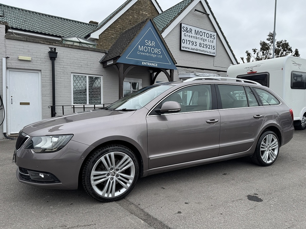 Skoda Superb Tdi Elegance PF63HUA Purple #2