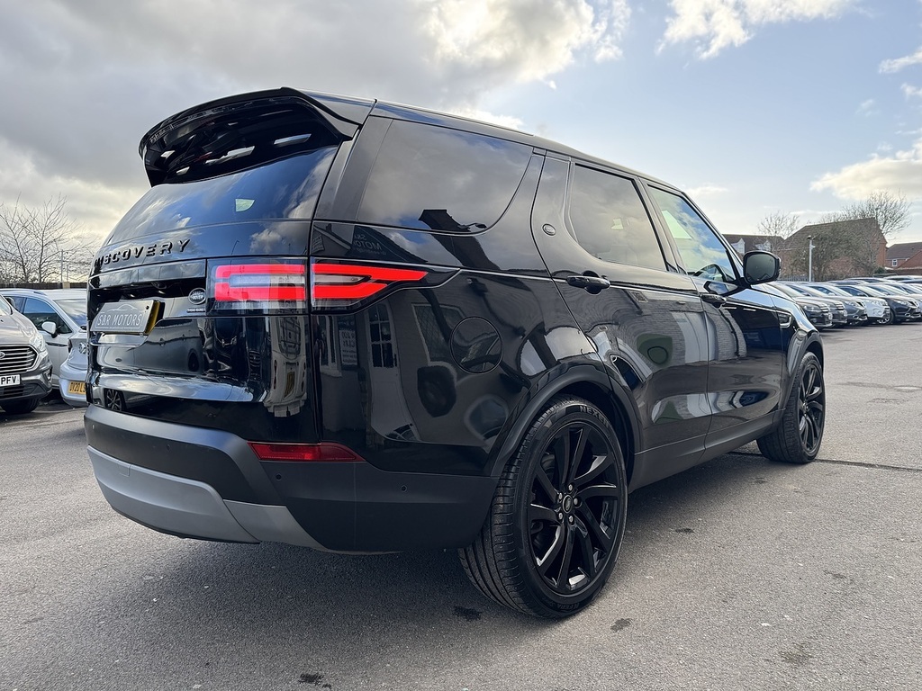 Land Rover Discovery Sd V6 Hse Luxury KX19SOP Black #4