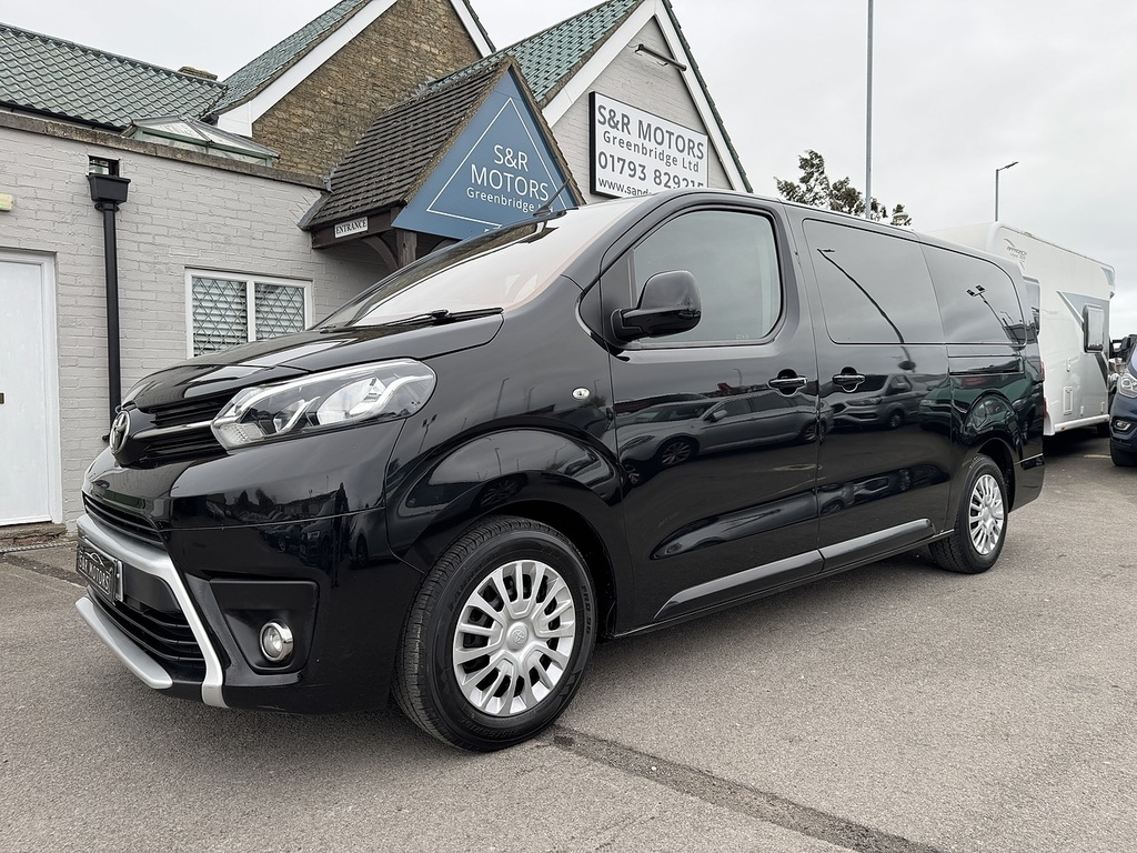Toyota Proace Verso D Shuttle Black #2