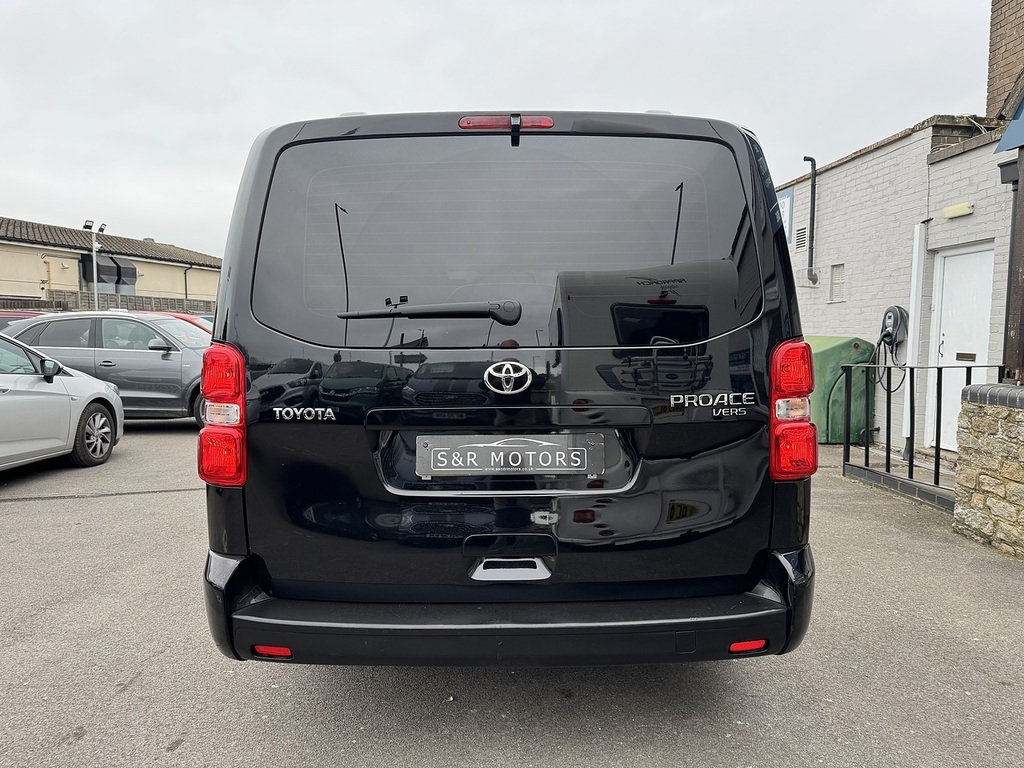 Toyota Proace Verso D Shuttle Black #5