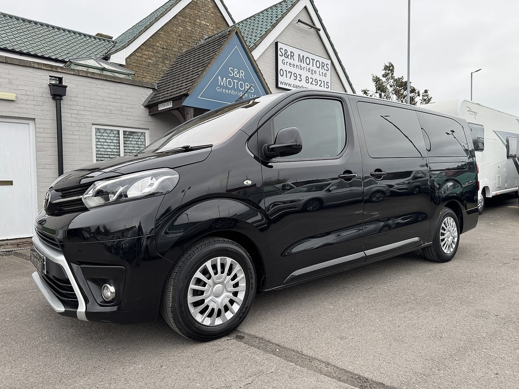 Toyota Proace Verso D Shuttle Black #3