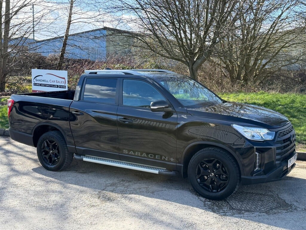 SsangYong Musso 2.2D Saracen Plus 4Wd Lwb Euro 6 CP23UFE Black #2