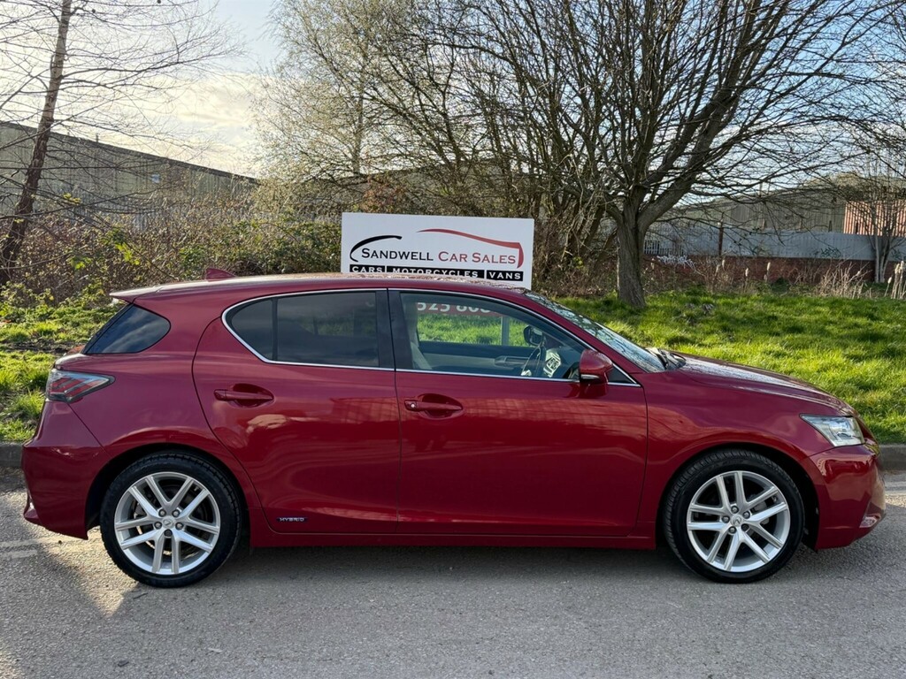 Lexus CT 1.8 Premier Cvt Euro 6 Ss Red #6