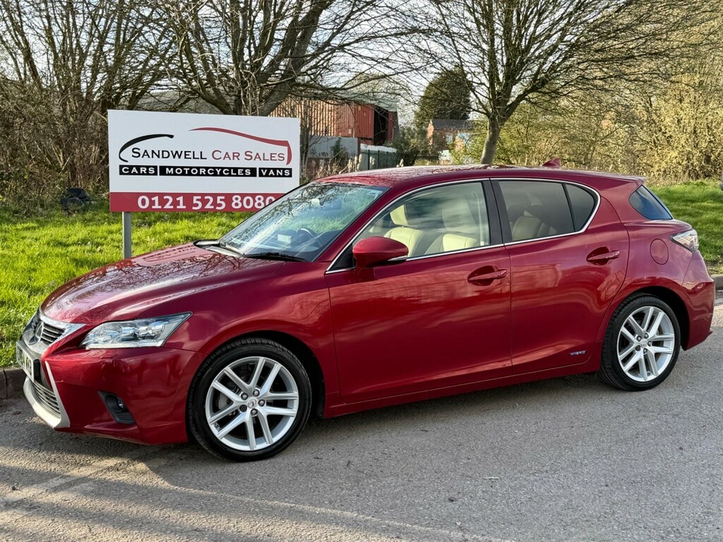 Lexus CT 1.8 Premier Cvt Euro 6 Ss Red