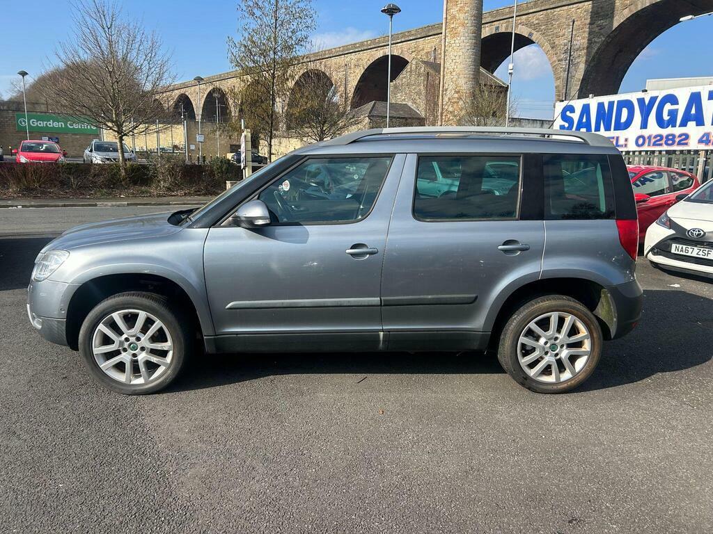 Skoda Yeti 1.2 Tsi Elegance Euro 5 Grey #4