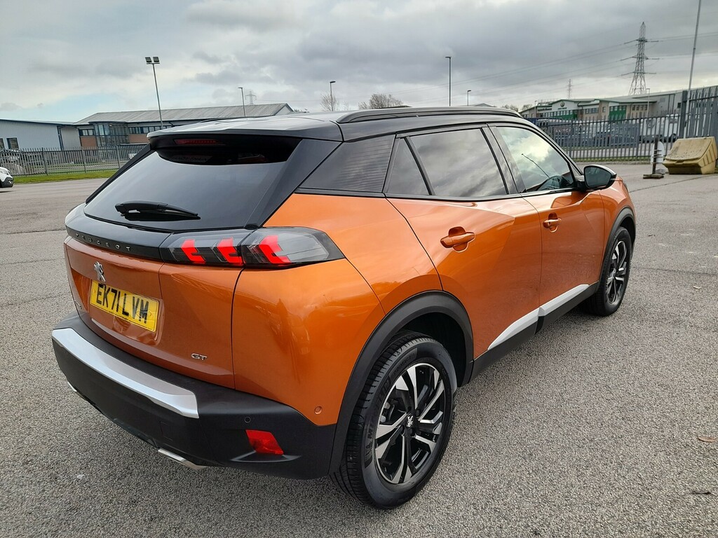 Peugeot 2008 1.2 Pure Tech 130 Gt Nav EK71LVM Orange #5