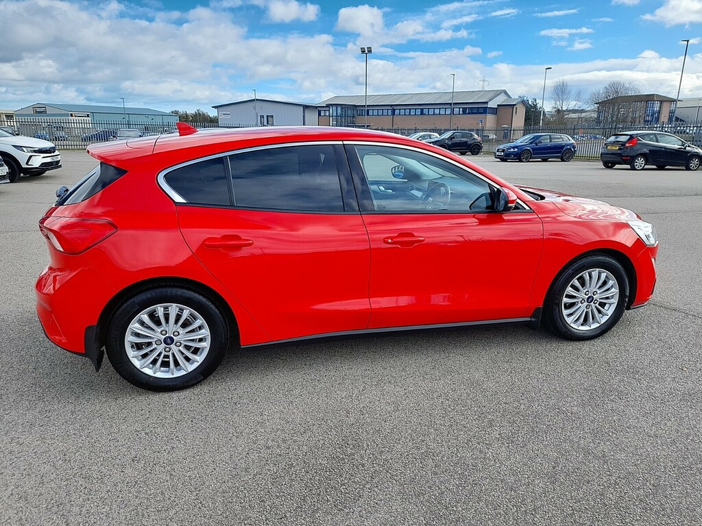 Ford Focus 1.0T 125 Titanium Nav WO19TZJ Red #6