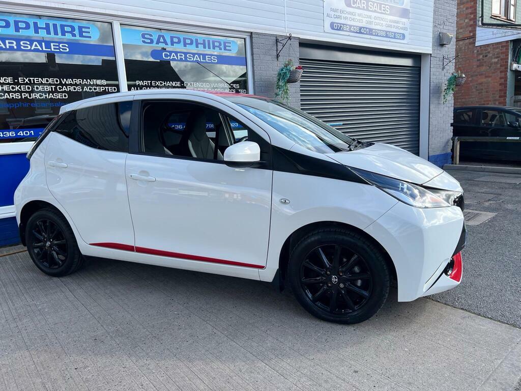 Toyota Aygo 1.0 Vvt-i X-press Euro 6 White #2
