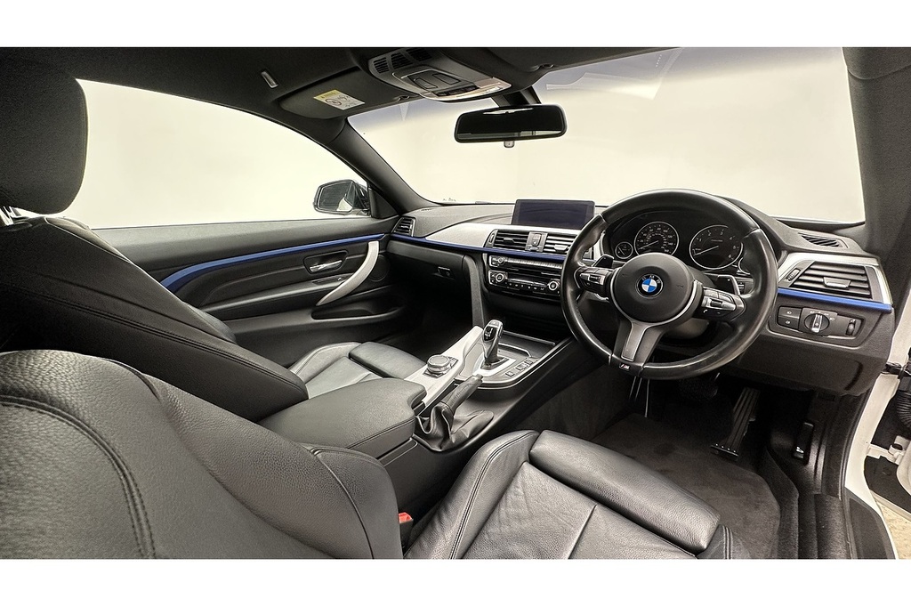 BMW 4 Series 420D M Sport White #2
