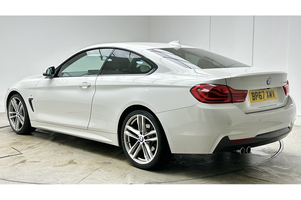 BMW 4 Series 420D M Sport White #5