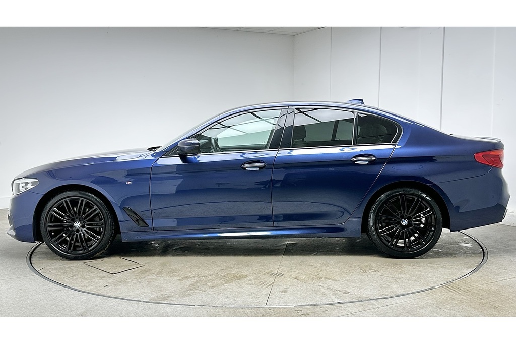 BMW 5 Series 520D M Sport Blue #6