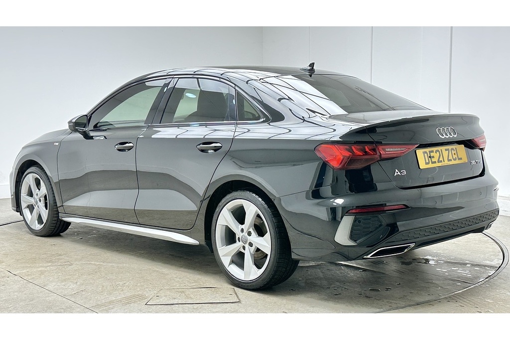 Audi A3 Tfsi S Line DE21ZCL Black #5