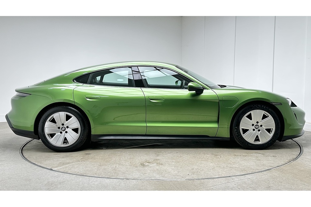 Porsche Taycan Performance Plus EY23VUK Green #4