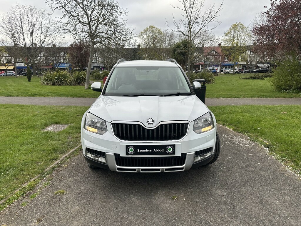 Skoda Yeti Suv 1.2 Tsi Se 201414 FP14FKV White #2