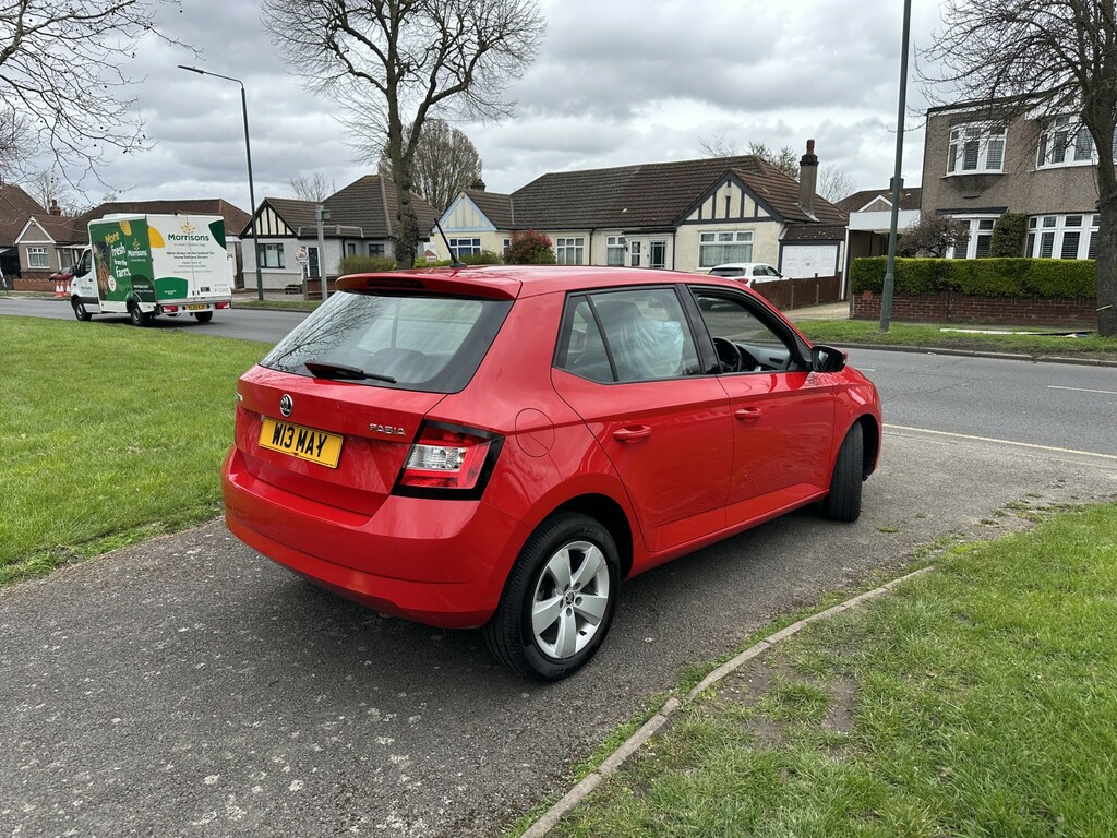 Skoda Fabia Hatchback 1.2 Tsi Se 201515 W13MAY Red #4