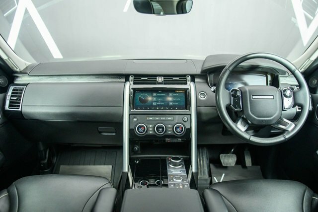 Land Rover Discovery 2020 3.0 Sd V6 Hse Suv 4Wd Euro 6 LJ70YBZ Grey #3