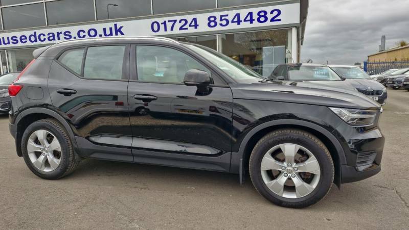 Volvo XC40 2.0 T4 Momentum Awd Geartronic - 2018 68 HF68HAU Black #2