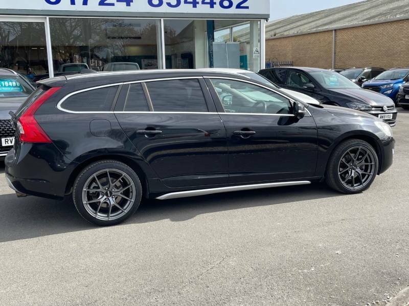 Volvo V60 T4 - 2022 72 RA62FDE Black #4