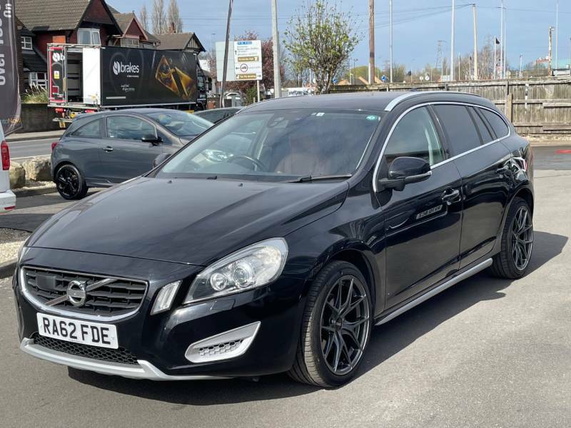 Volvo V60 T4 - 2022 72 Black