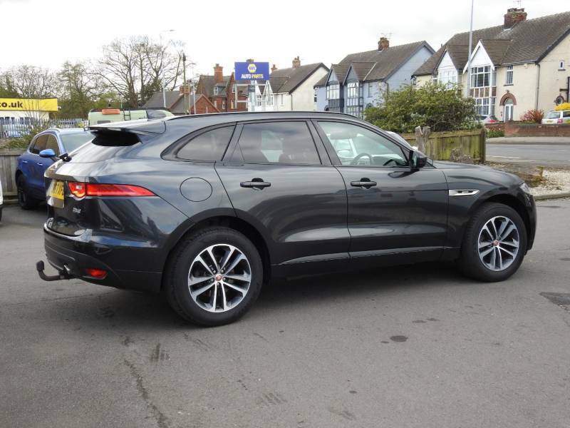 Jaguar F-Pace 2.0D 240 R-sport Awd - 2017 67 OV67XFO Grey #4