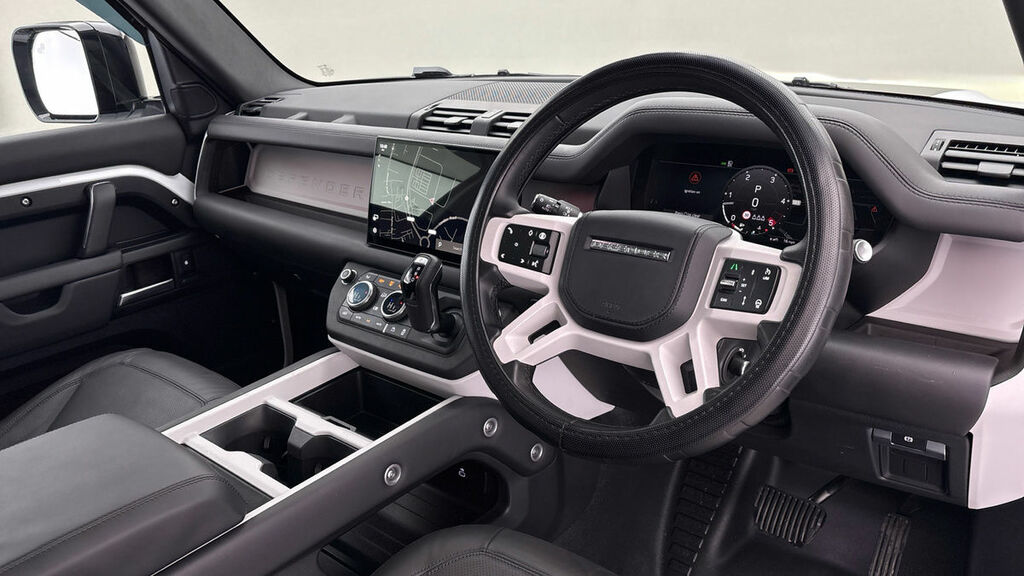 Land Rover Defender 90 3.0 D250 Mhev X-dynamic Hse Suv 4W HV75JYP White #5