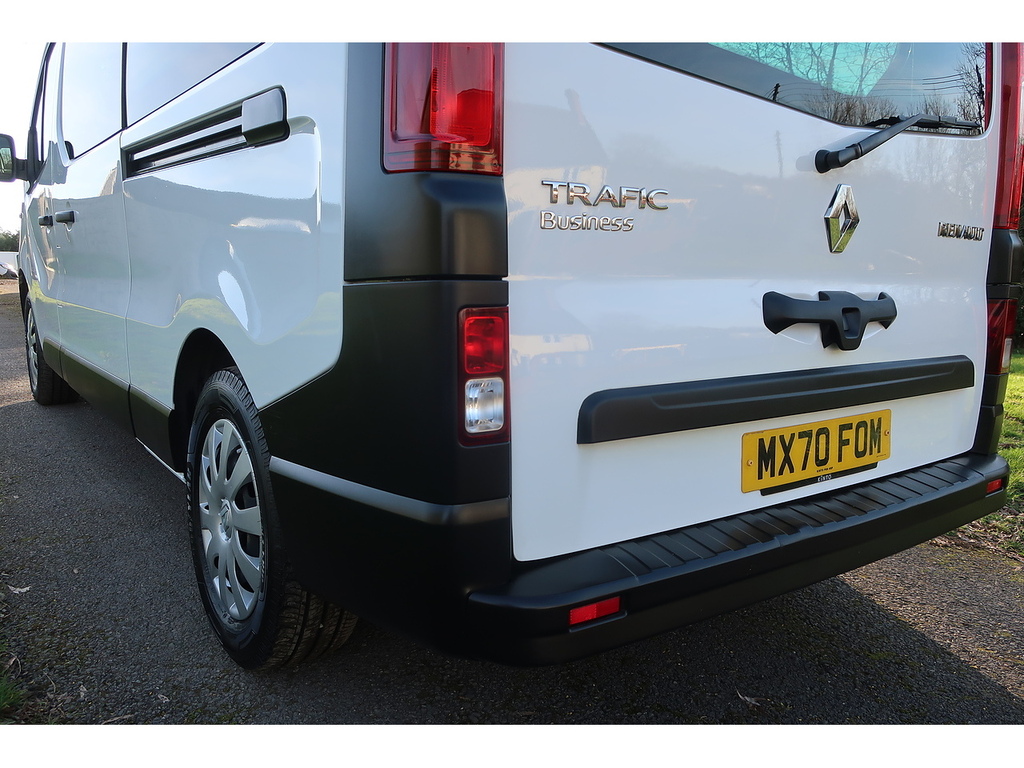 Renault Trafic 2.0 Dci Energy 30 Business Minibus Double Cab White #6