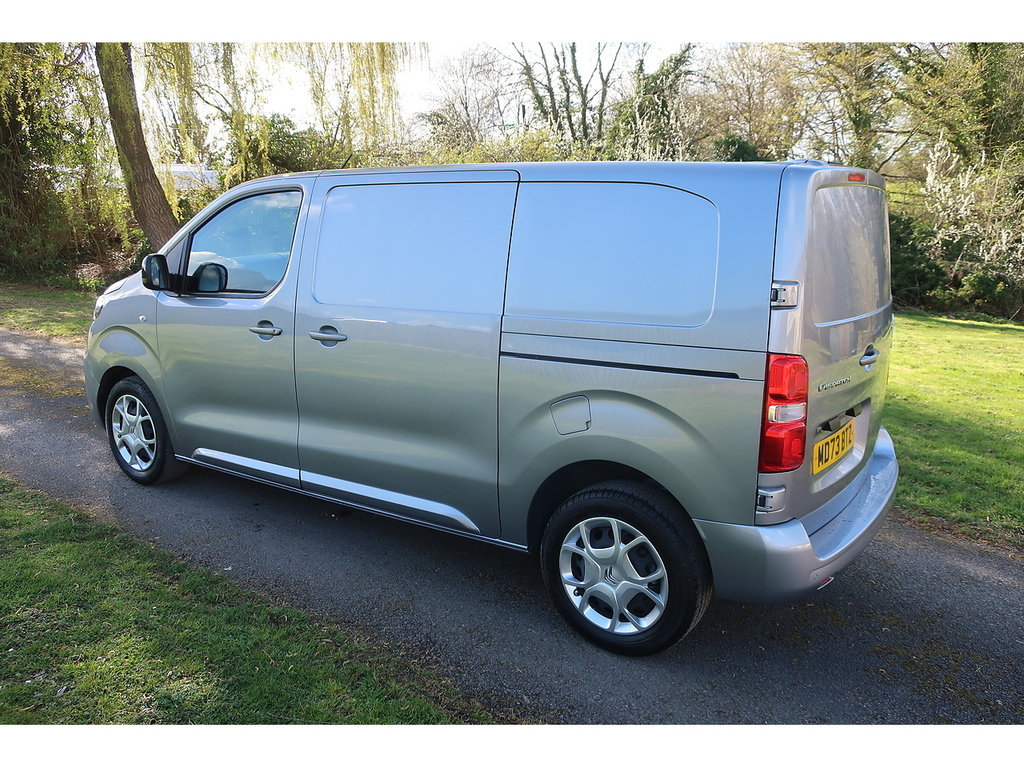 Citroen Dispatch 1.5 Bluehdi 1000 Enterprise Edition M Panel Van 6D Grey #4
