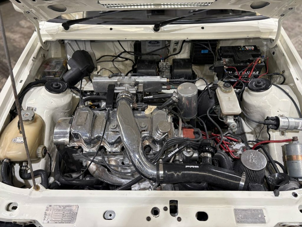 Ford Escort Se Cabrio All-white White #45