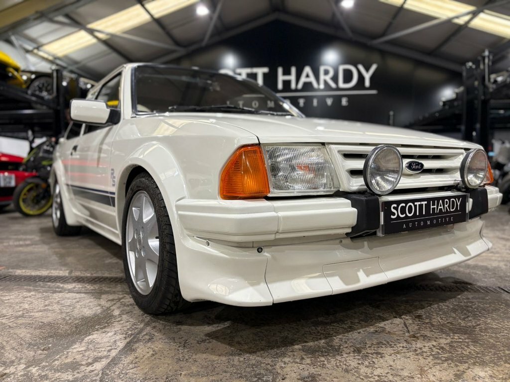 Ford Escort Se Cabrio All-white White #3