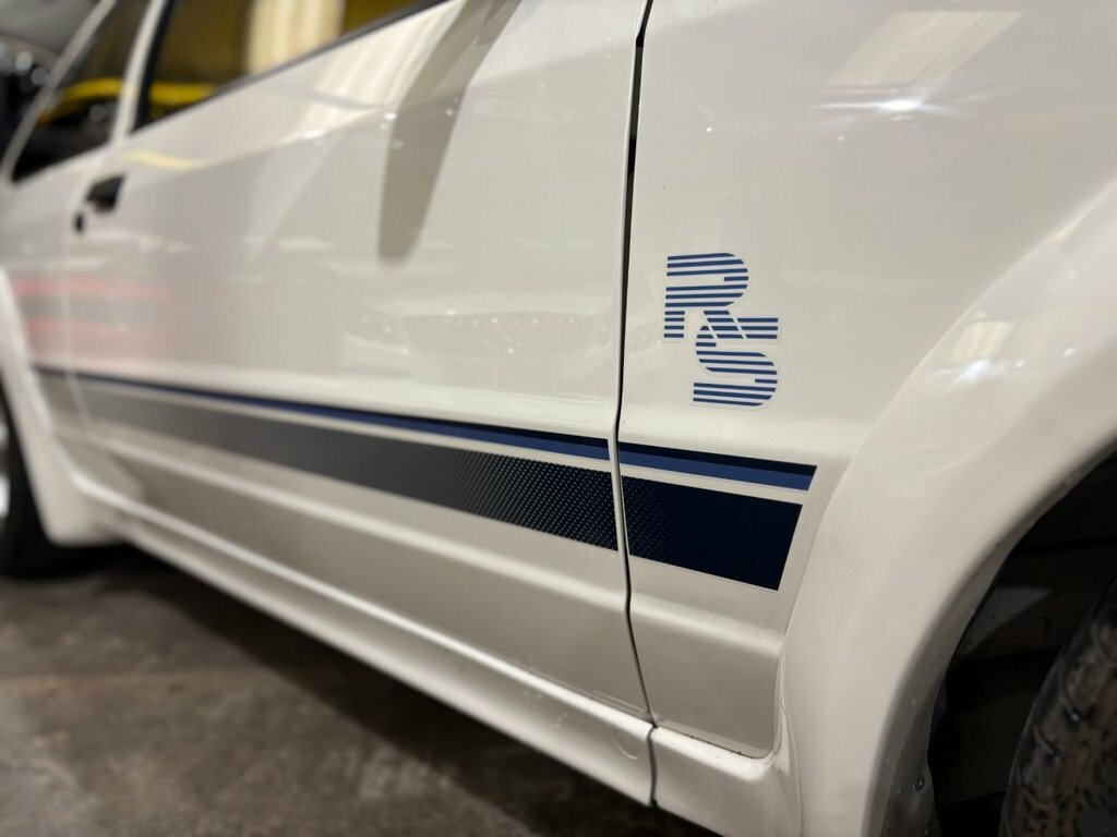 Ford Escort Se Cabrio All-white White #39