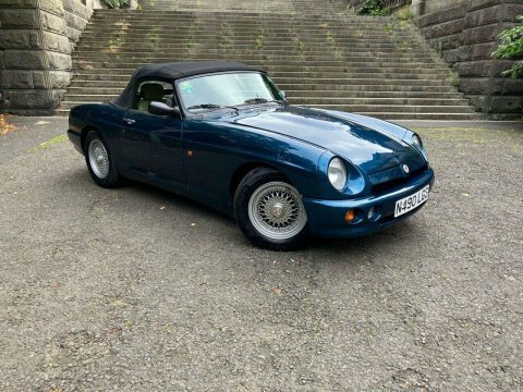 MG RV8 4.0 Blue #5