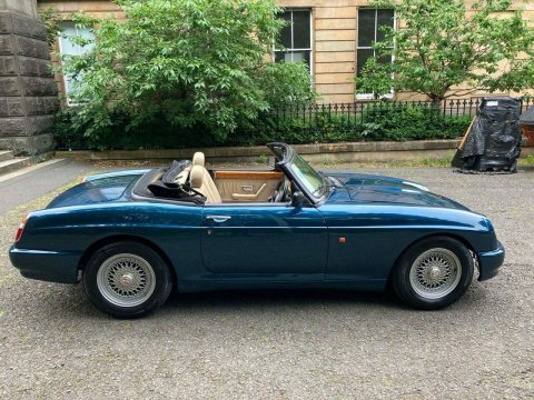 MG RV8 4.0 Blue #6