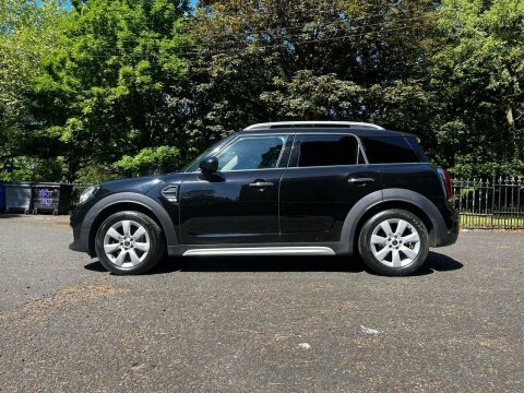 Mini Countryman 1.5 Cooper Euro SG18BHV Black #2