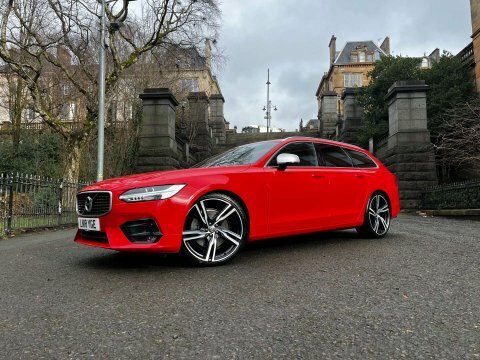 Volvo V90 2.0 V90 R-design Red