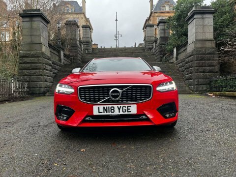 Volvo V90 2.0 V90 R-design LN18YGE Red #4