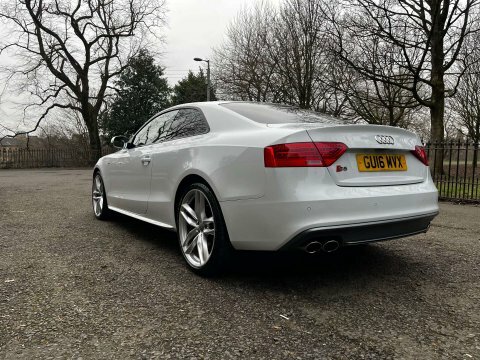 Audi S5 3.0 S5 V6t GU16MVX White #3