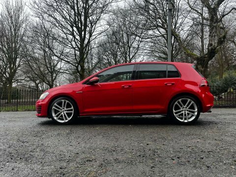 Volkswagen Golf 2.0 Golf Gtd MJ16CKP Red #2