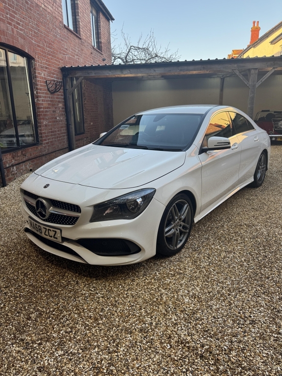 Mercedes-Benz CLA Class Saloon 1.6 Cla 200 Amg Line Edition White