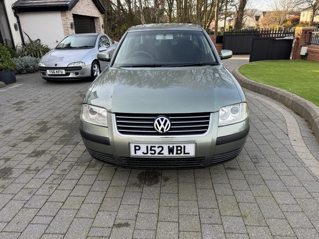Volkswagen Passat 2.0 S Green #3