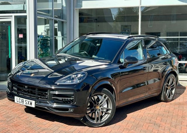 Porsche Cayenne 4.0T V8 Turbo Suv Black
