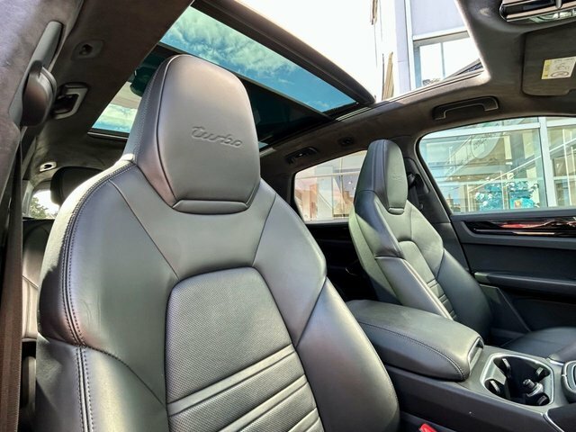 Porsche Cayenne 4.0T V8 Turbo Suv Black #2