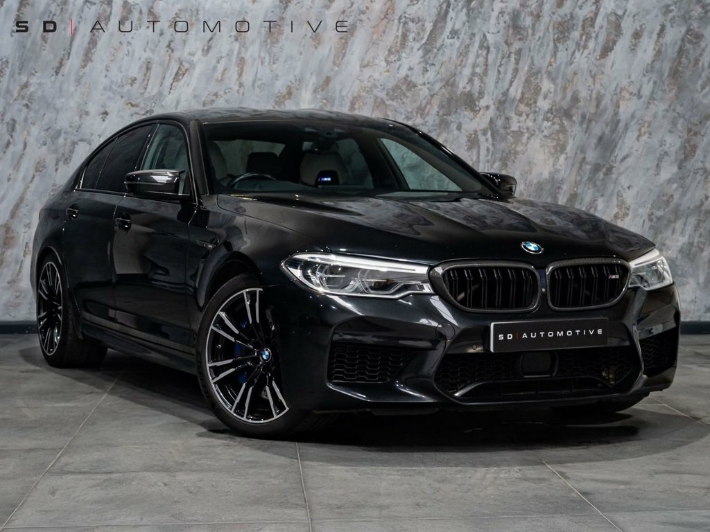 BMW M5 4.4L Null Black
