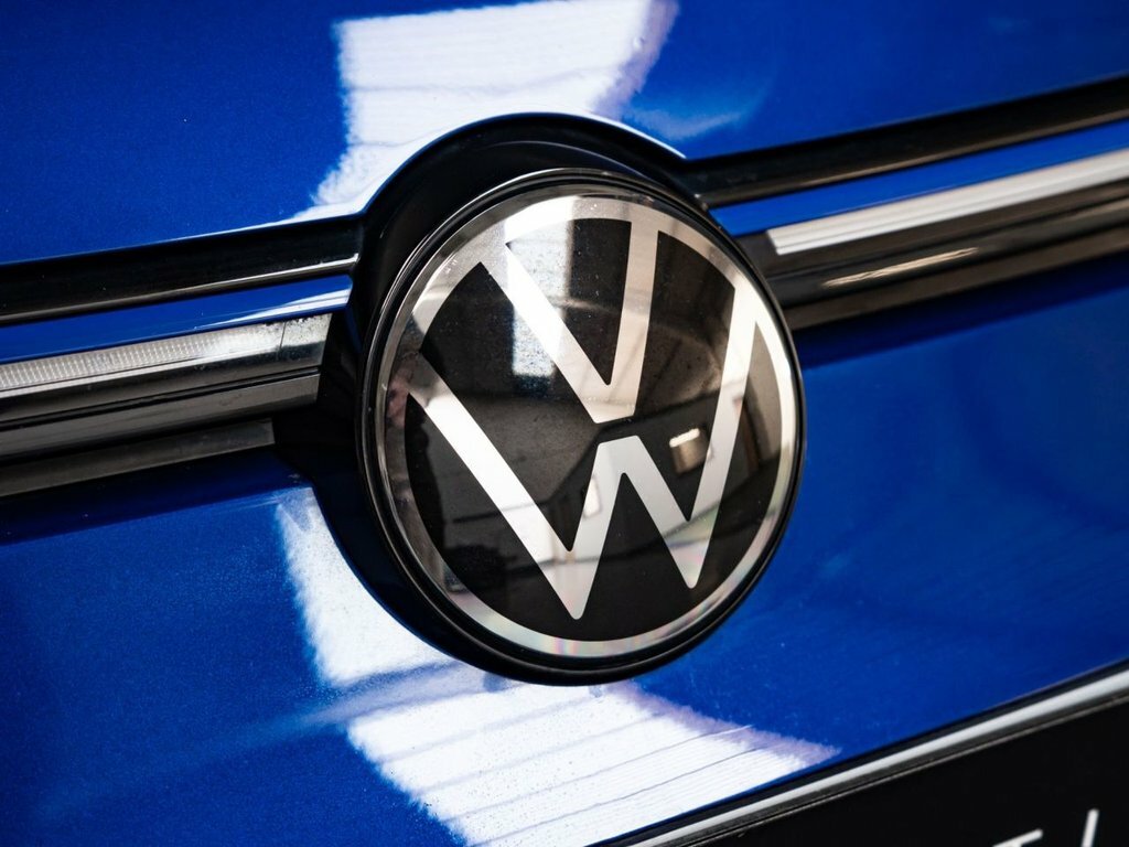 Volkswagen Golf 2L R ML22LVP Blue #4
