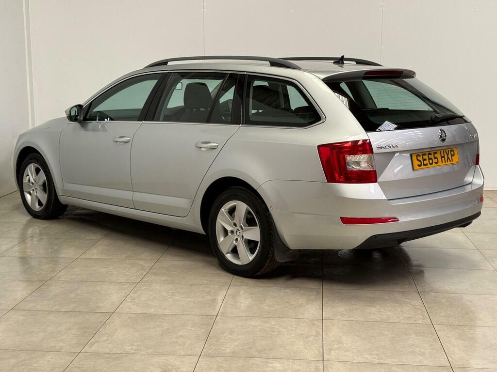 Skoda Octavia 1.6 Tdi Se Business Euro 6 S S Silver #4
