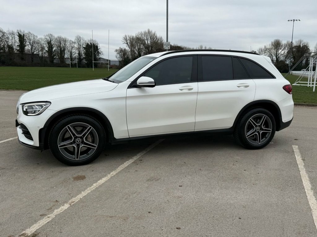 Mercedes-Benz GLC Class 2L Amg Line KD19YTJ White #2