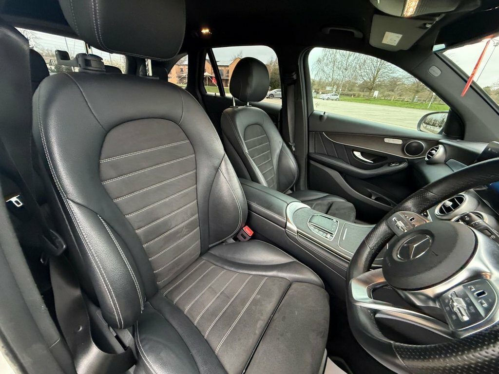 Mercedes-Benz GLC Class 2L Amg Line KD19YTJ White #3
