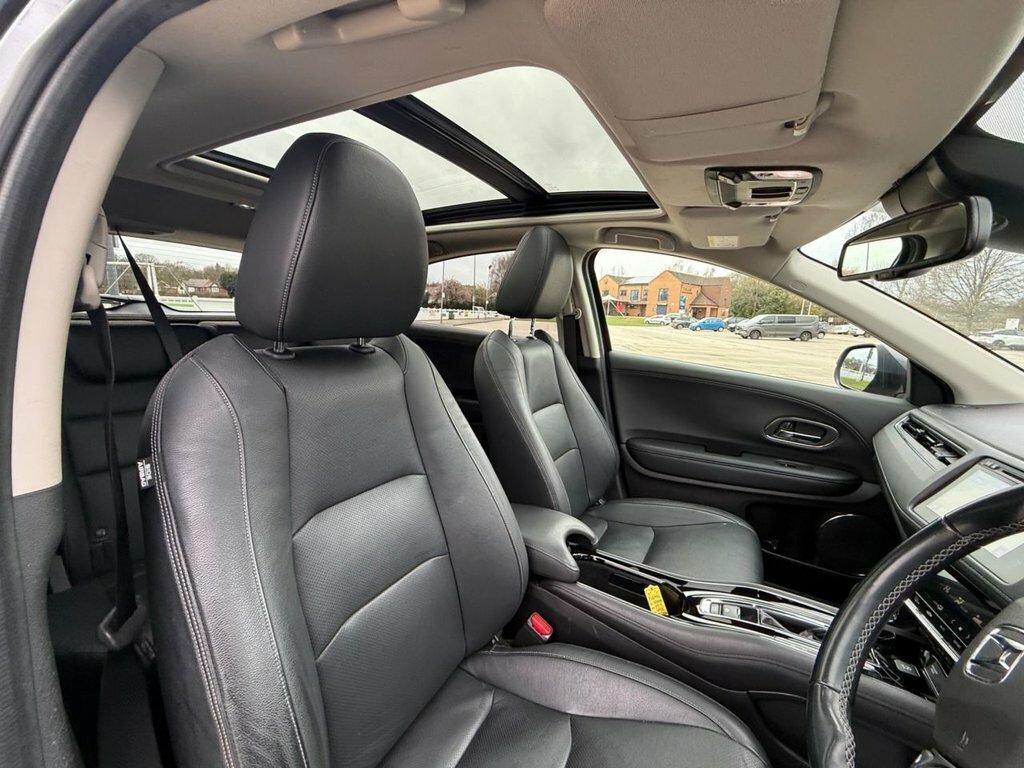 Honda Hr-V 1.5L Ex KG18PMG Grey #3