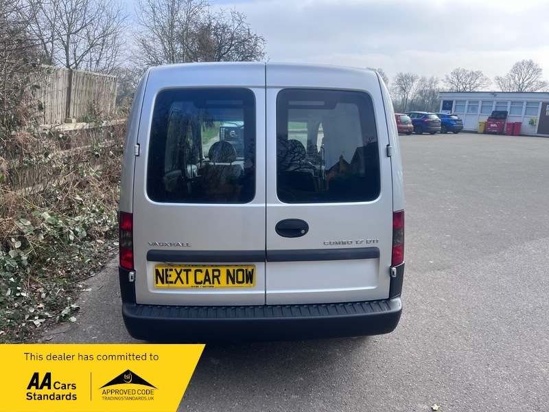Vauxhall Combo 1.2 2000 Cdti Swb Hc 69 Bhp White #8