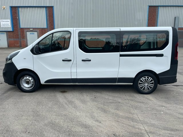 Vauxhall Vivaro Cdti 2900 Minibus Double DL68VCT White #6